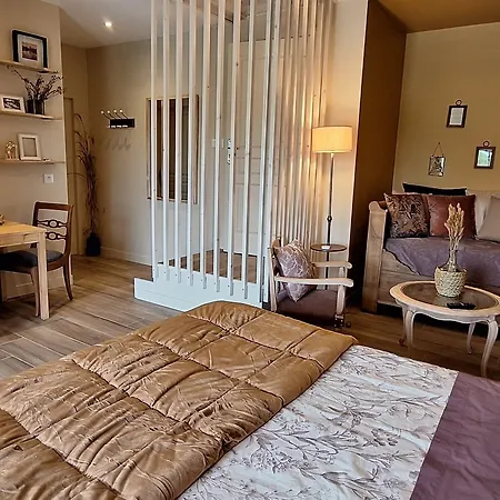 Les Galapons Guest house 4*